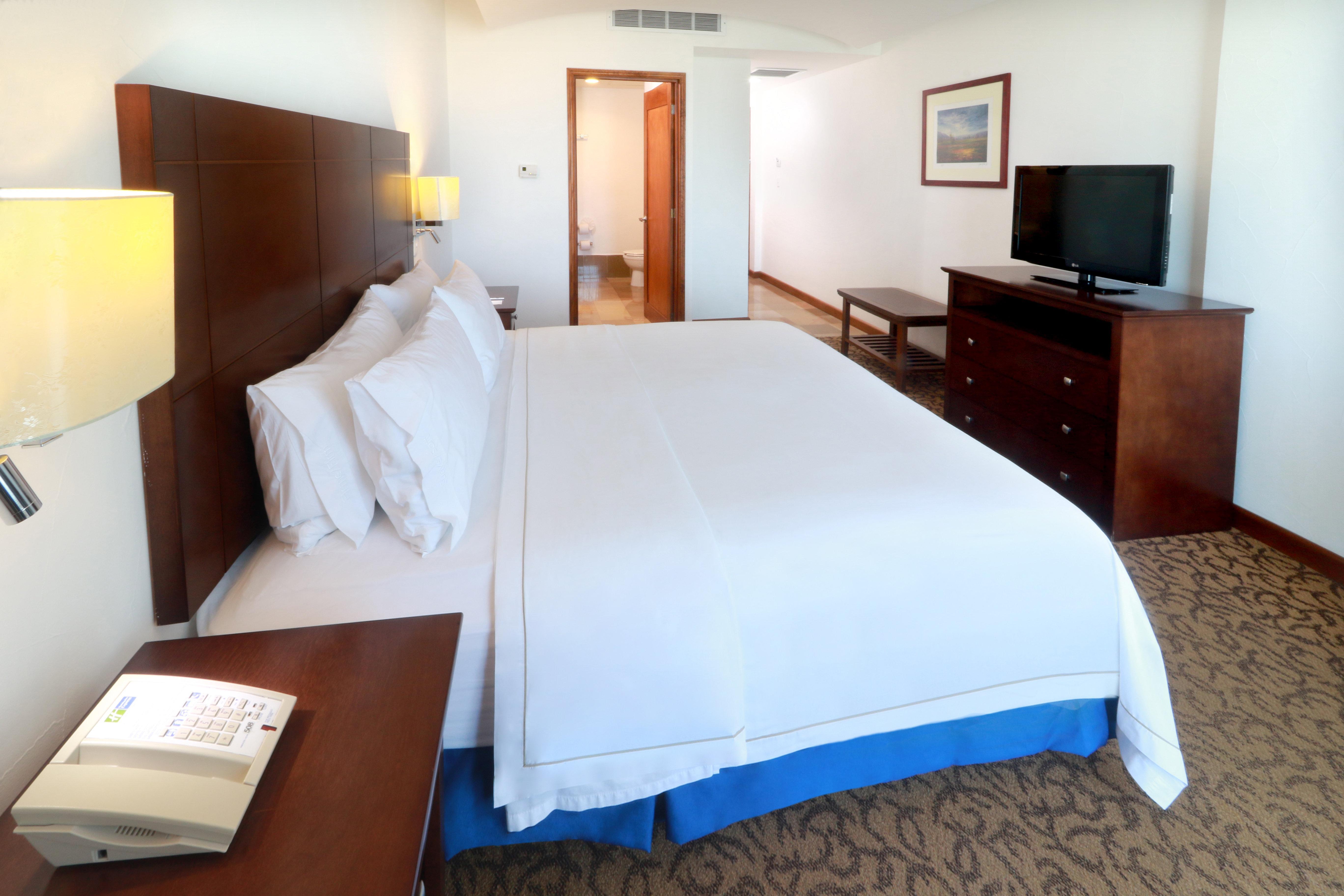 Holiday Inn Express Nuevo Laredo By Ihg Exterior foto