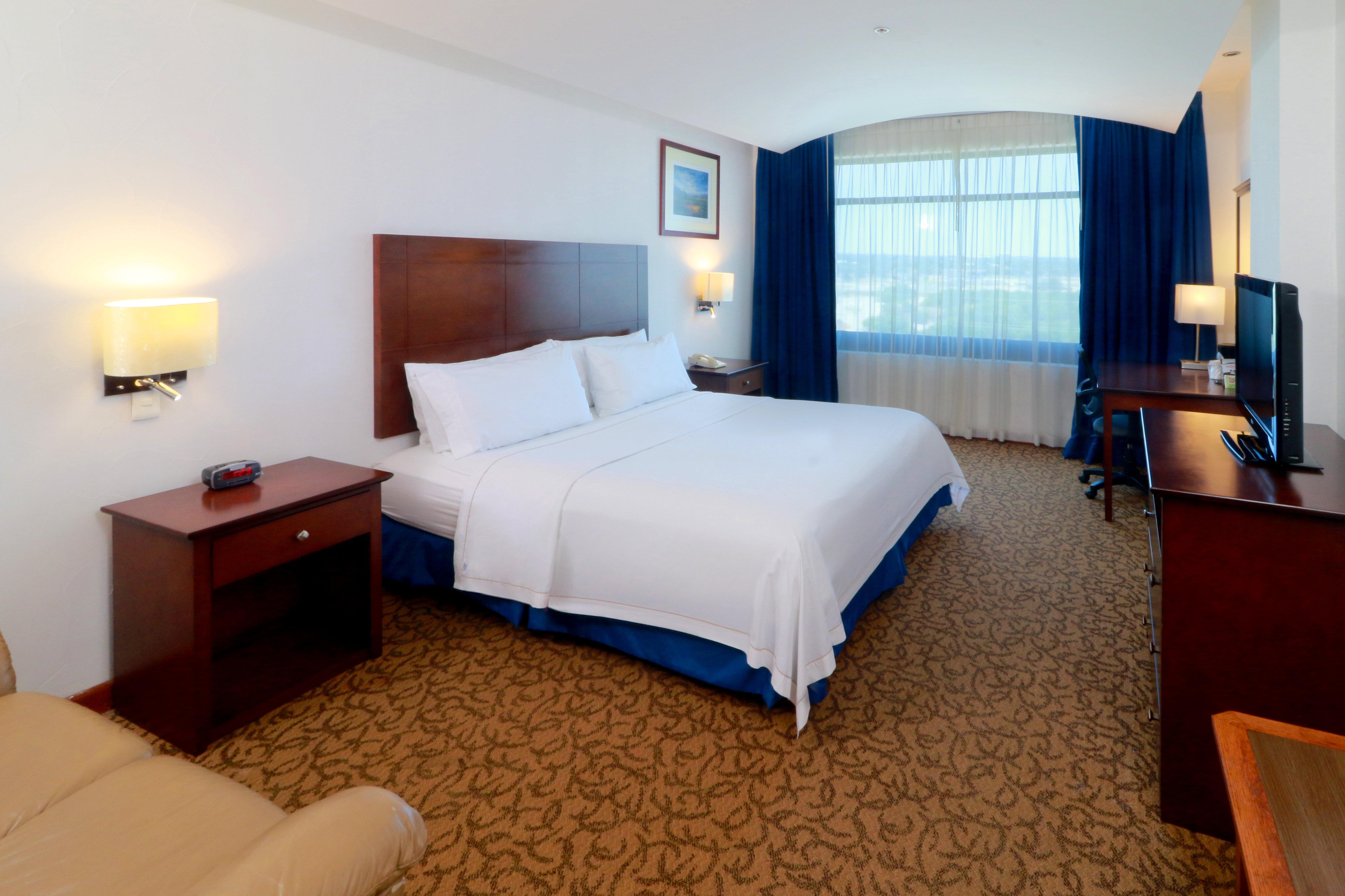 Holiday Inn Express Nuevo Laredo By Ihg Exterior foto